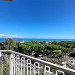 Spacious Sea View Apartment